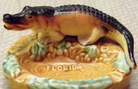photo of alligator ashtray