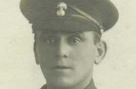 photograph of soldier of the Northumberland Fusiliers of World War 1