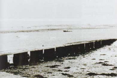 photo of the jetty in Malahide where Mary sometimes waited in the evenings