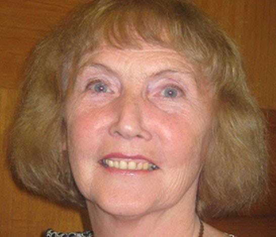 photo of Tricia Robertson