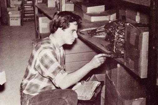 photo of Julio Vasquez in the Miami warehouse